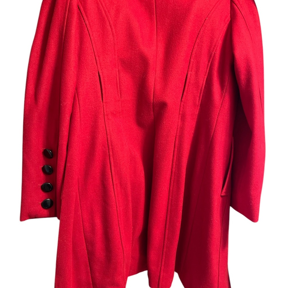 Red Guess Coat Large ♥️ - Picture 7 of 7